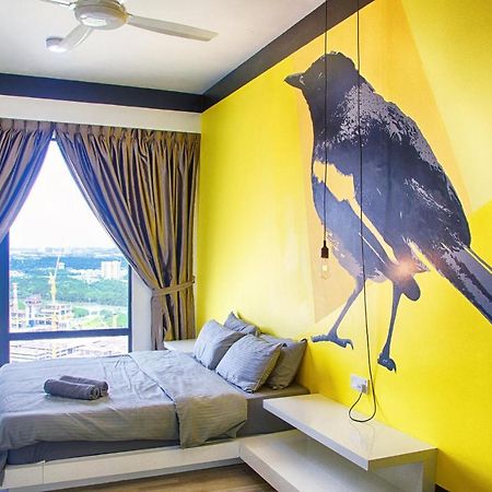 Holi Southkey Art Suite Johor Bahru Szoba fotó