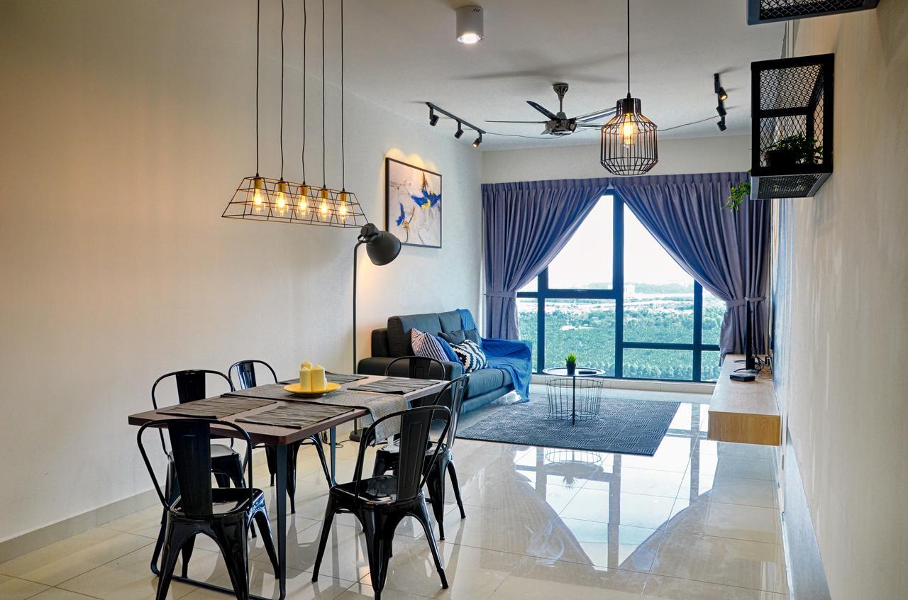 Holi Southkey Art Suite Johor Bahru Kültér fotó